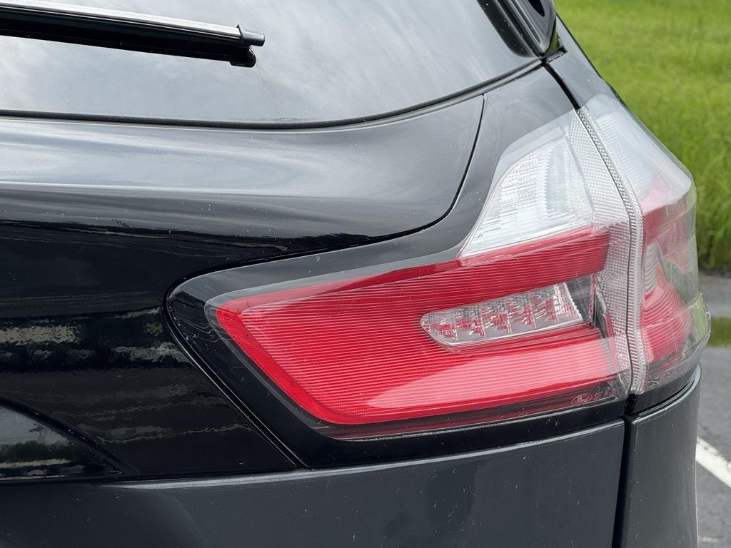 used 2021 Ford Edge car, priced at $20,884