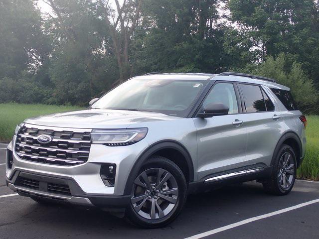 new 2025 Ford Explorer car, priced at $46,925