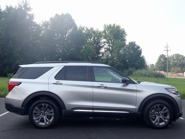 new 2025 Ford Explorer car, priced at $46,925