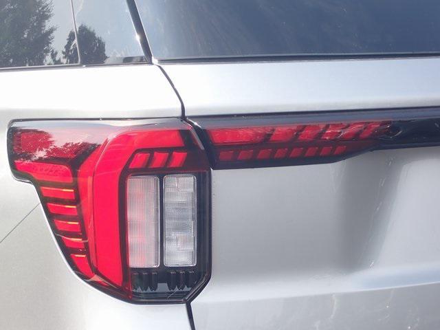 new 2025 Ford Explorer car, priced at $46,925