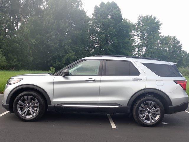 new 2025 Ford Explorer car, priced at $46,925