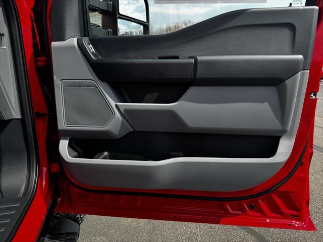 new 2025 Ford F-350 car, priced at $54,465