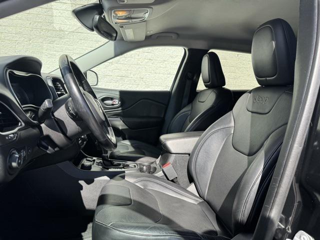 used 2019 Jeep Cherokee car, priced at $17,444
