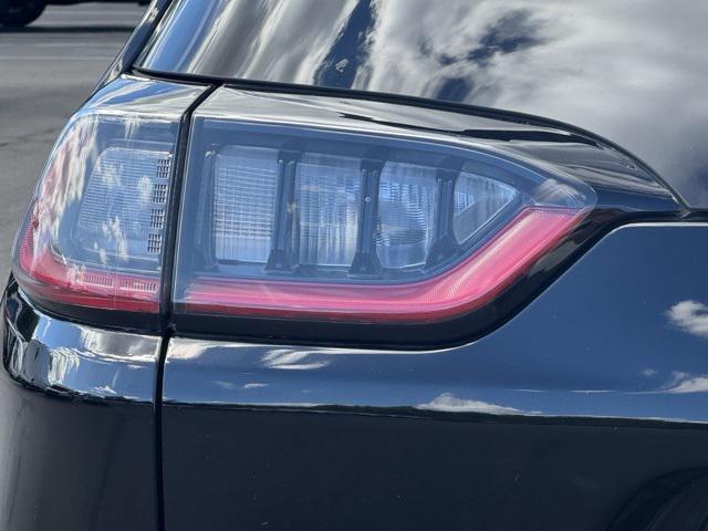 used 2019 Jeep Cherokee car, priced at $17,444