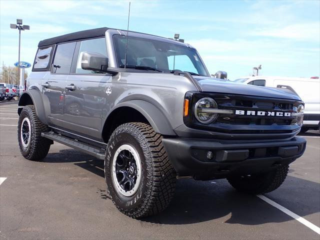 new 2024 Ford Bronco car, priced at $55,047