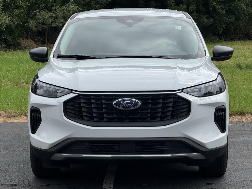 new 2025 Ford Escape car, priced at $30,905