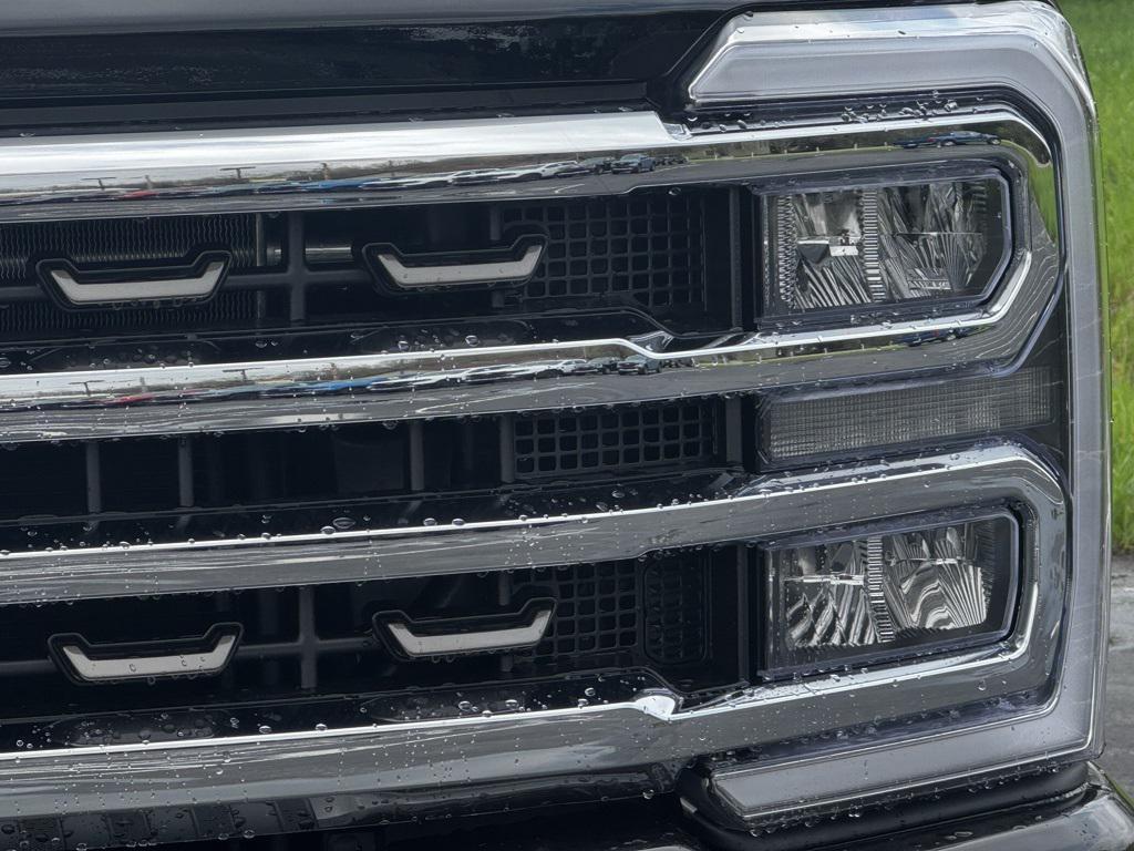 new 2025 Ford F-350 car, priced at $81,600