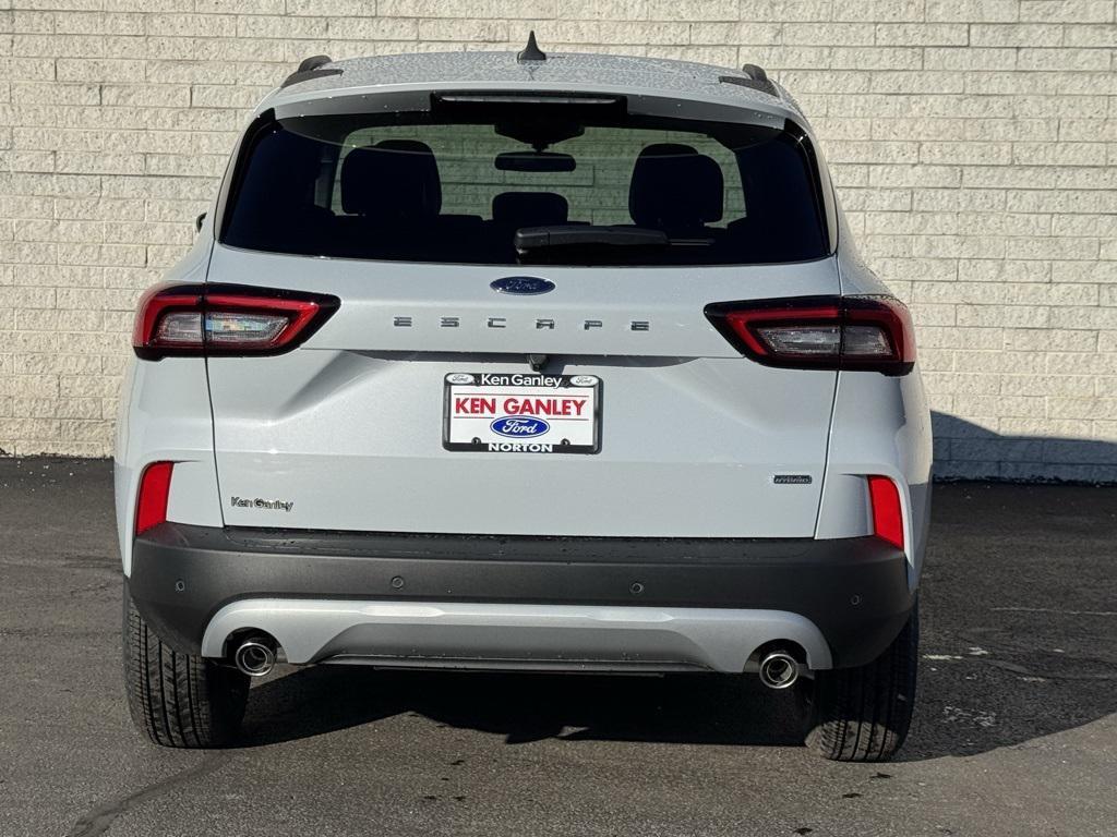 new 2025 Ford Escape PHEV car, priced at $30,291