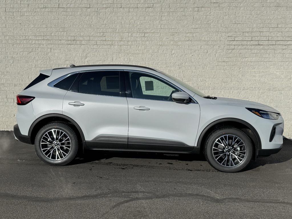 new 2025 Ford Escape PHEV car, priced at $30,291