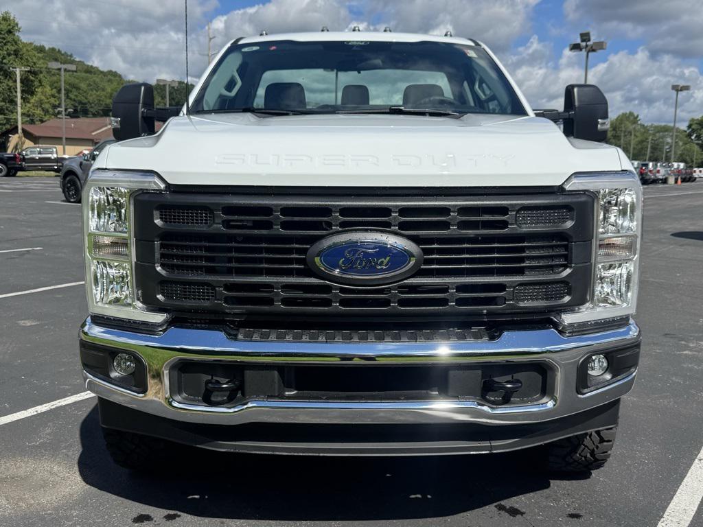 new 2025 Ford F-350 car, priced at $49,315