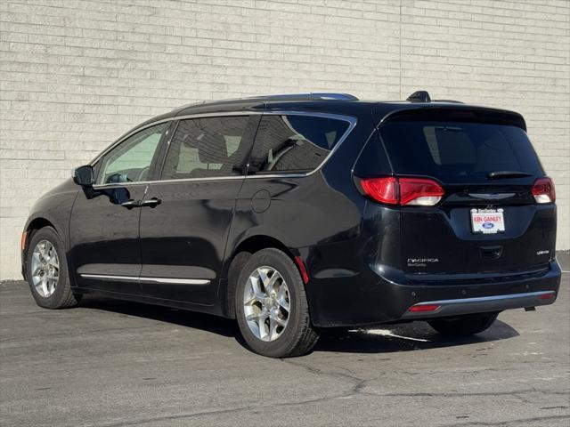 used 2018 Chrysler Pacifica car, priced at $13,915