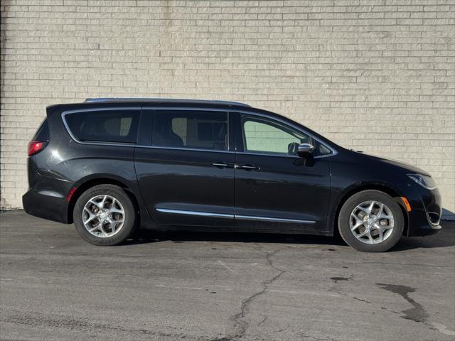 used 2018 Chrysler Pacifica car, priced at $13,915