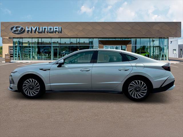 new 2025 Hyundai Sonata Hybrid car, priced at $31,403