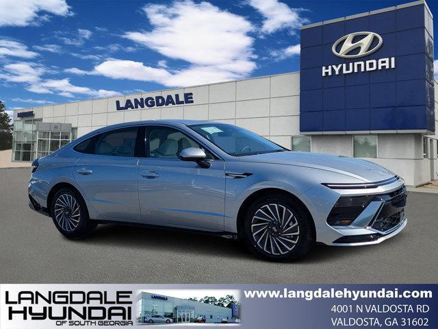 new 2025 Hyundai Sonata Hybrid car, priced at $29,604