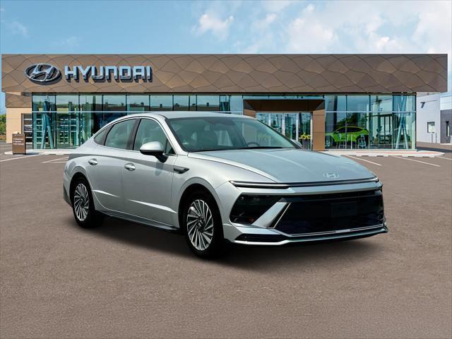 new 2025 Hyundai Sonata Hybrid car, priced at $31,403