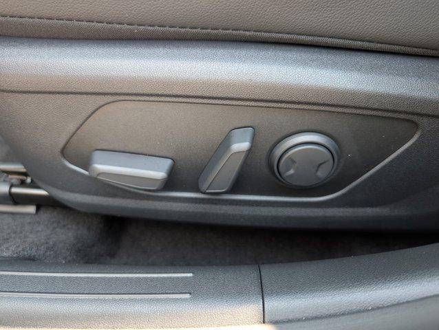 new 2025 Hyundai Elantra car, priced at $29,802
