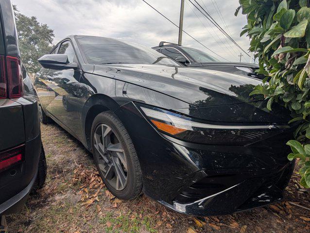 used 2024 Hyundai Elantra car