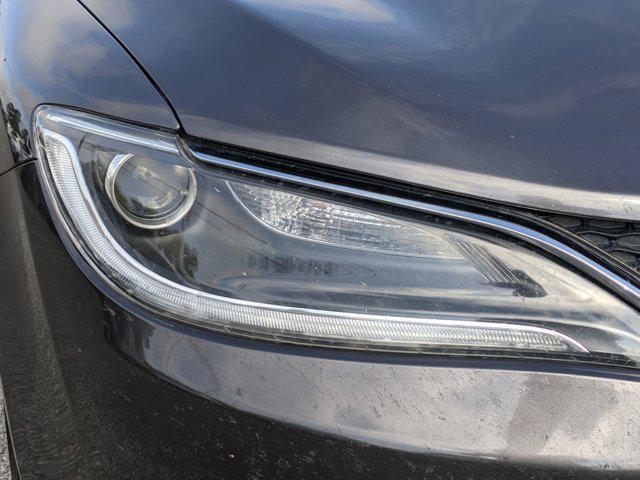 used 2016 Chrysler 200 car