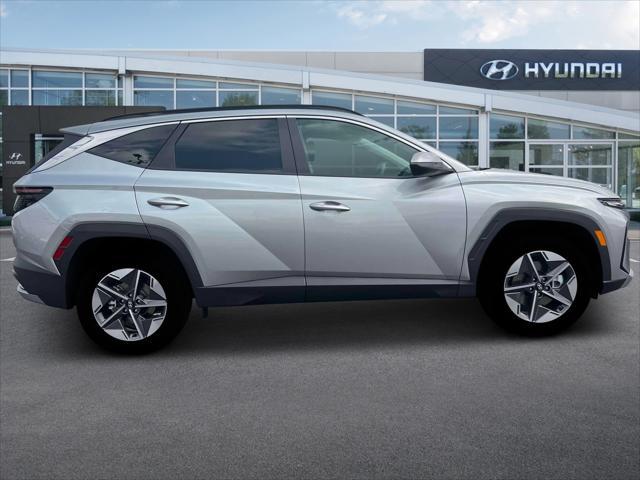 new 2025 Hyundai Tucson Hybrid car, priced at $38,744