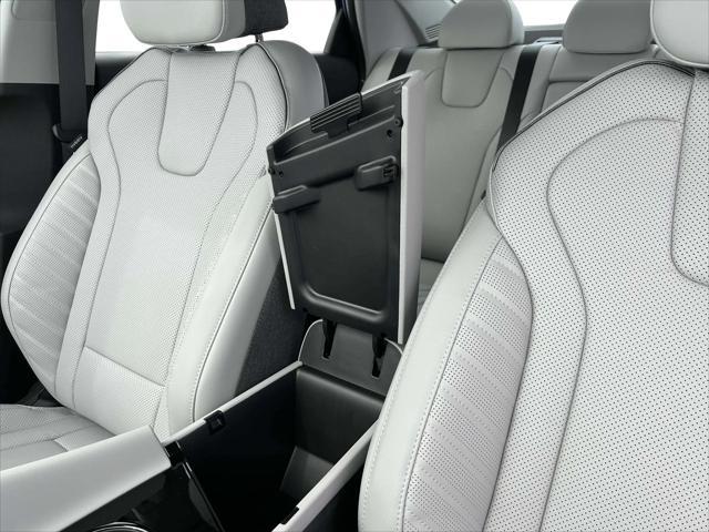 new 2024 Hyundai Elantra car, priced at $28,573