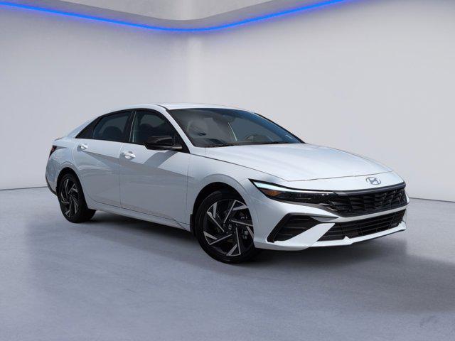 new 2025 Hyundai Elantra car, priced at $24,746