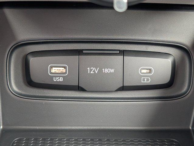 new 2025 Hyundai Venue car, priced at $24,354
