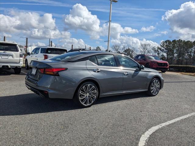 used 2023 Nissan Altima car, priced at $23,445