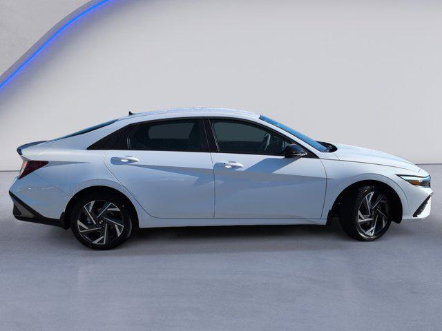 new 2025 Hyundai Elantra car, priced at $23,512