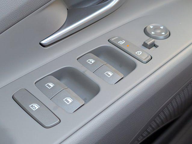 new 2025 Hyundai Elantra car, priced at $23,512