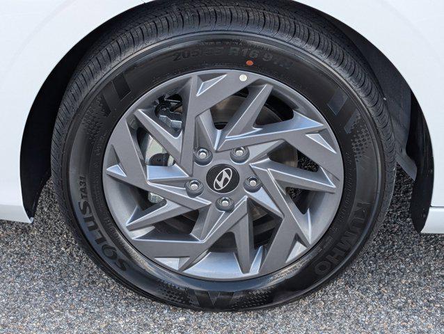 new 2025 Hyundai ELANTRA HEV car, priced at $25,322