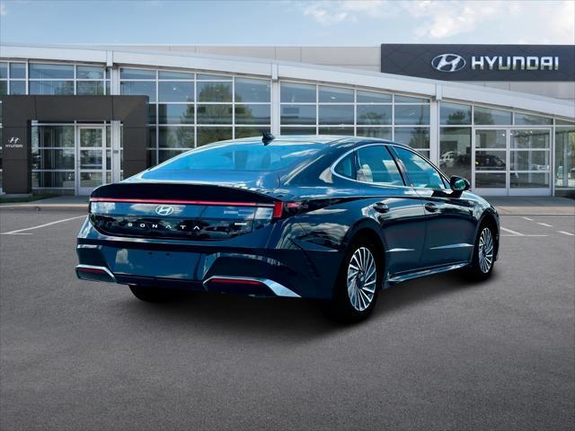 new 2024 Hyundai Sonata Hybrid car, priced at $33,239