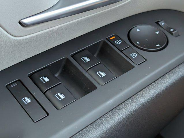 new 2026 Hyundai TUCSON Hybrid car, priced at $31,355