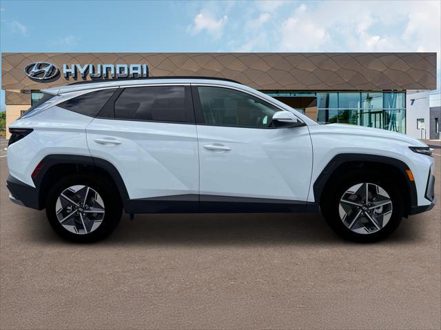 new 2025 Hyundai TUCSON Hybrid car, priced at $37,371