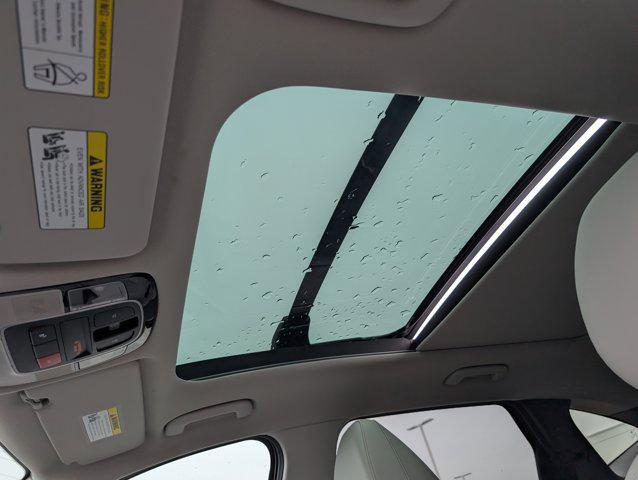 new 2025 Hyundai TUCSON Hybrid car, priced at $34,570