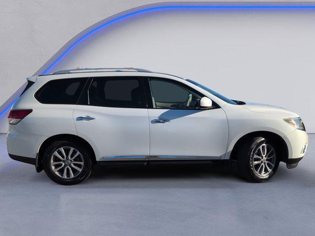 used 2014 Nissan Pathfinder car