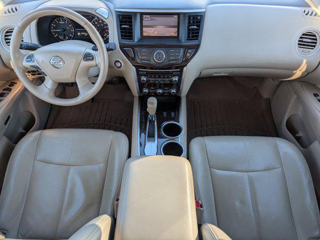 used 2014 Nissan Pathfinder car