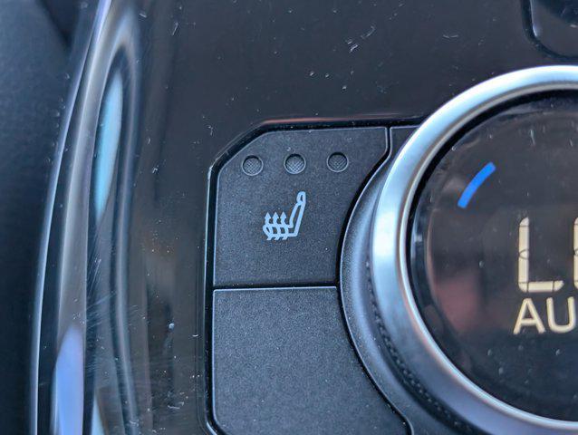 used 2022 Toyota Highlander Hybrid car, priced at $25,307