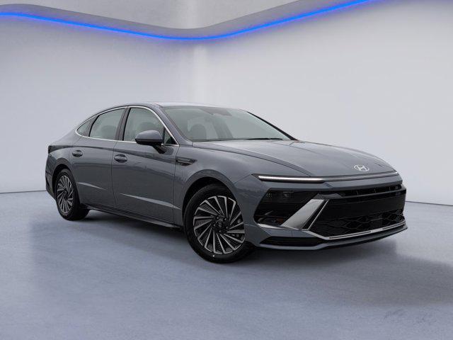 new 2025 Hyundai Sonata Hybrid car, priced at $29,606