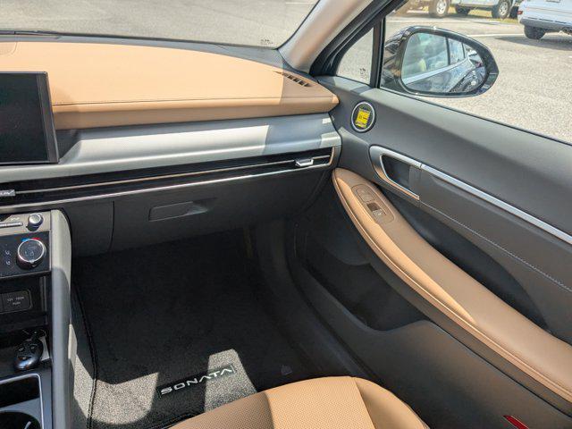 new 2025 Hyundai Sonata Hybrid car, priced at $35,810