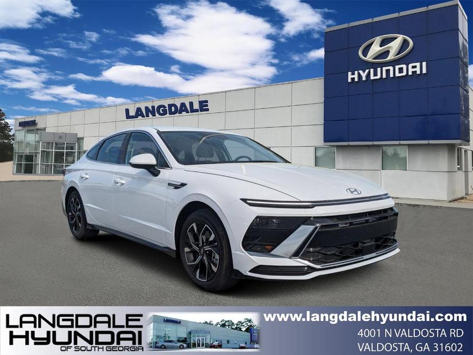 new 2024 Hyundai Sonata car, priced at $30,399