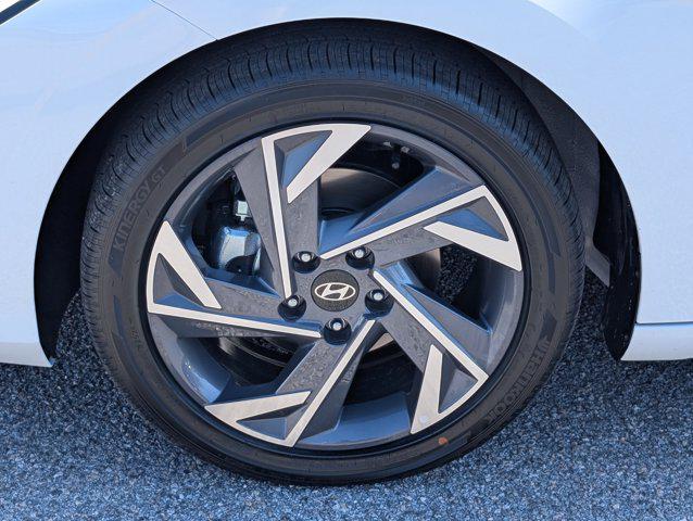 new 2025 Hyundai Elantra car, priced at $28,195