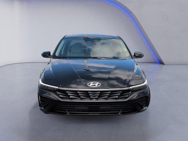 new 2025 Hyundai Elantra car, priced at $27,689