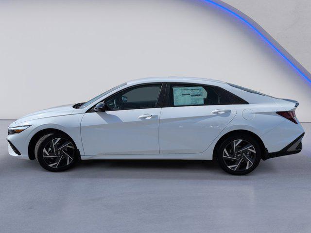 new 2025 Hyundai Elantra car, priced at $24,732