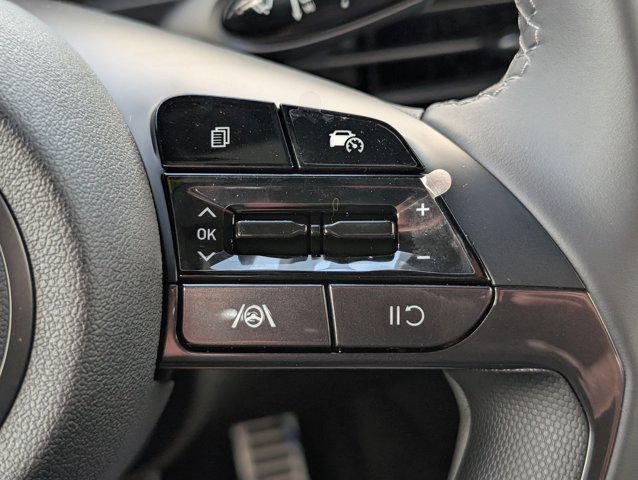 new 2025 Hyundai Elantra car, priced at $24,732