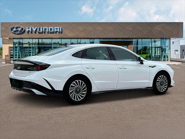 new 2025 Hyundai Sonata Hybrid car, priced at $31,855