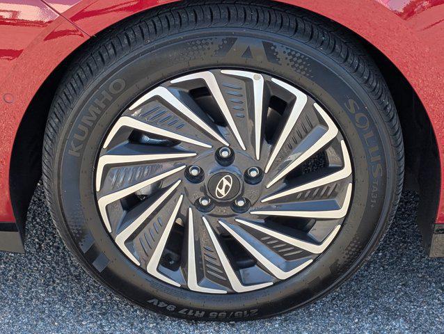 used 2025 Hyundai Sonata Hybrid car, priced at $39,892