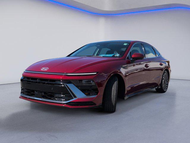 used 2025 Hyundai Sonata Hybrid car, priced at $39,892