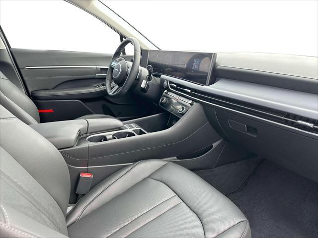 new 2025 Hyundai Sonata Hybrid car, priced at $38,795