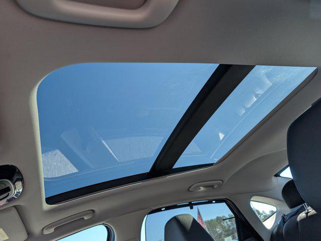 used 2025 Hyundai Sonata Hybrid car, priced at $39,892