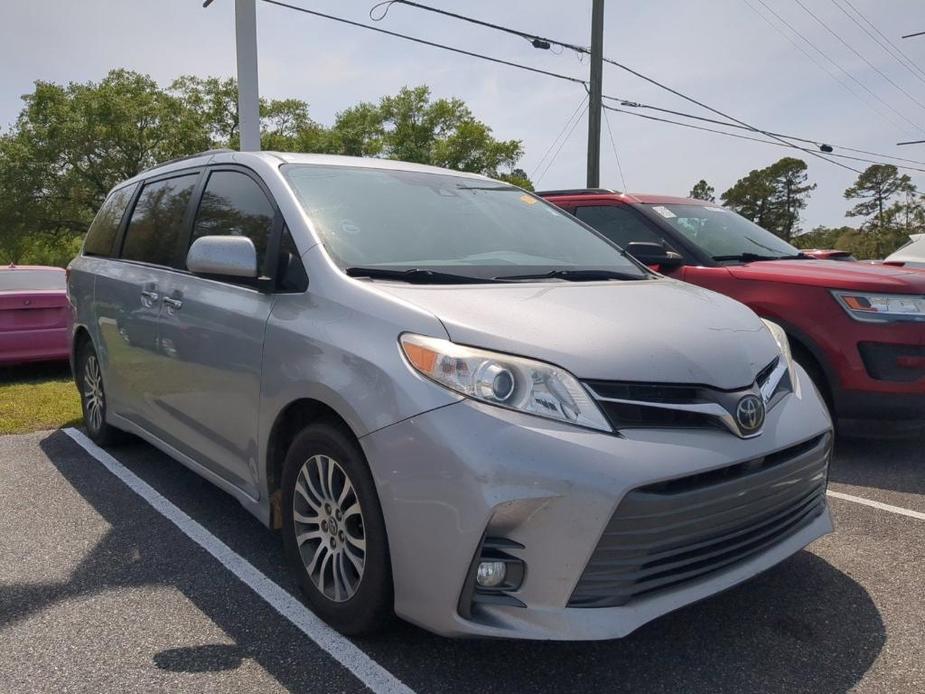 used 2018 Toyota Sienna car, priced at $20,738